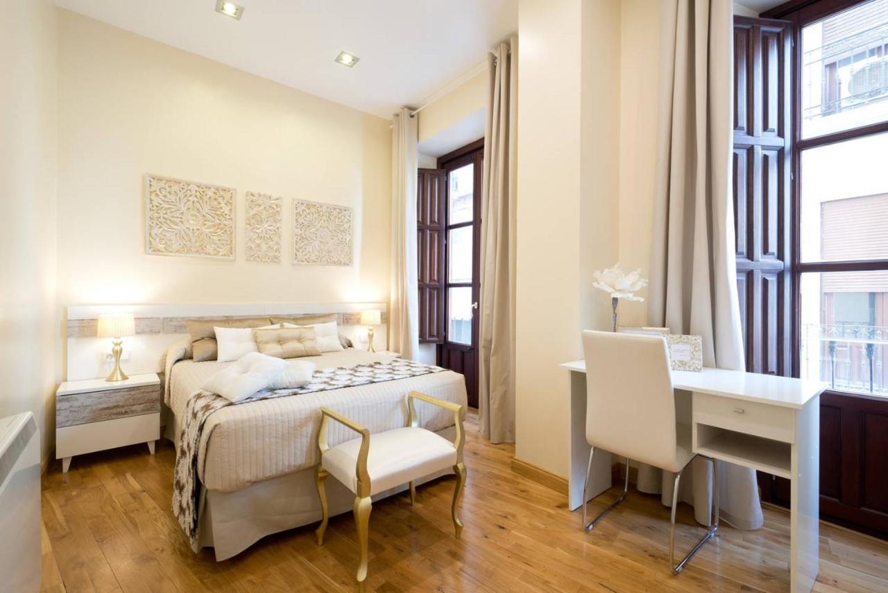 Reyes Catolicos I Apartment Granada Bagian luar foto