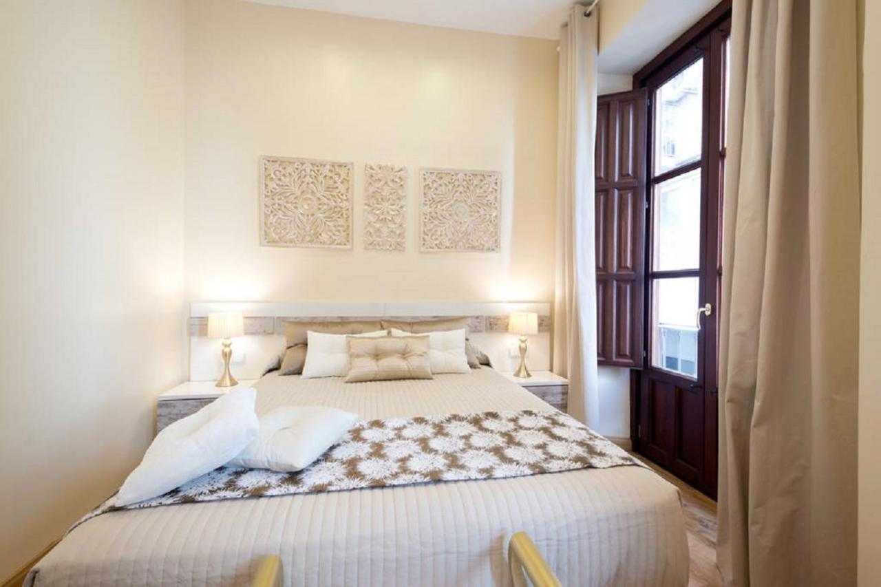 Reyes Catolicos I Apartment Granada Bagian luar foto